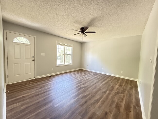 Photo - 1112 Amber Acres Ln