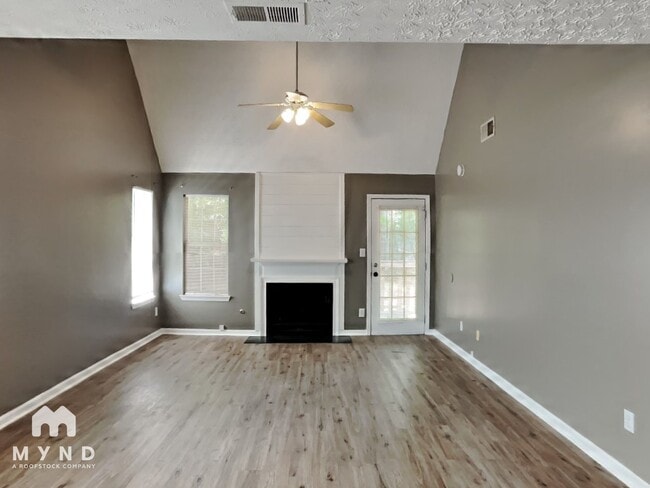 Photo - 107 Bridge View Dr