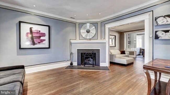 Photo - 2116 37th St NW