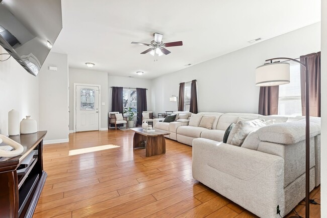 Photo - Stunning home in Norfolk!