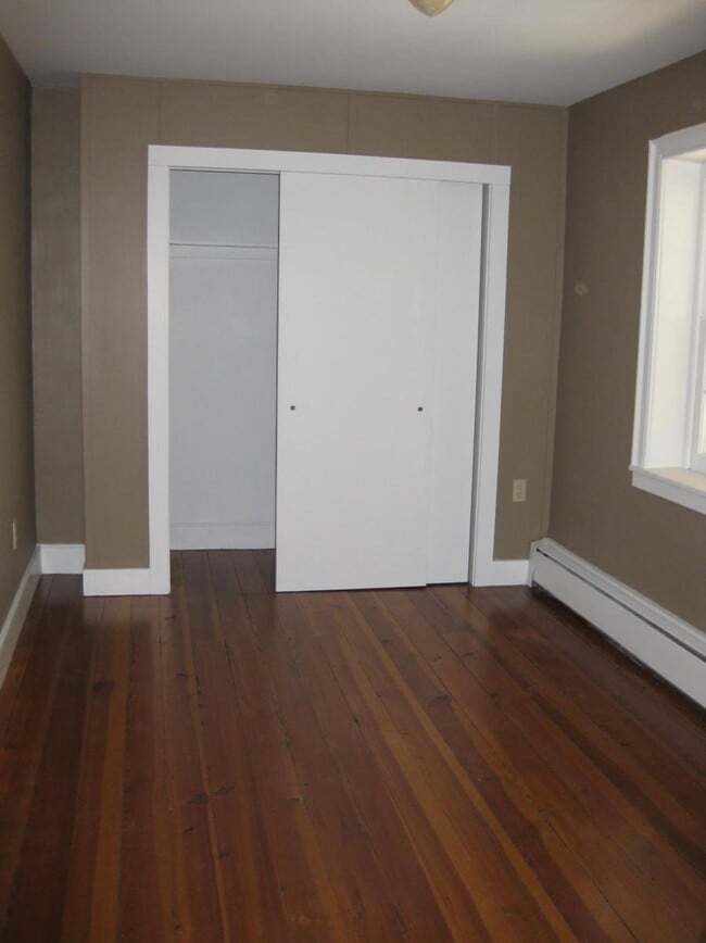 Photo - 2160 Limestoneville Rd