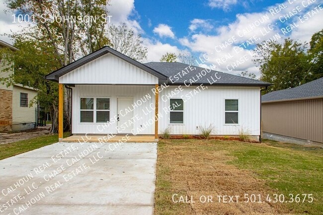 Building Photo - 1001 Johnson St