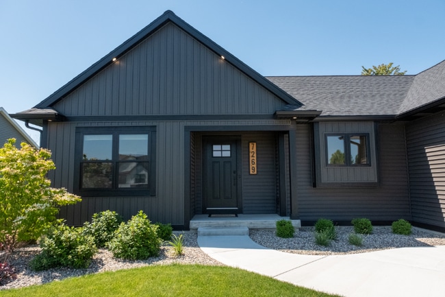 Photo - 7269 Yellowstone Dr