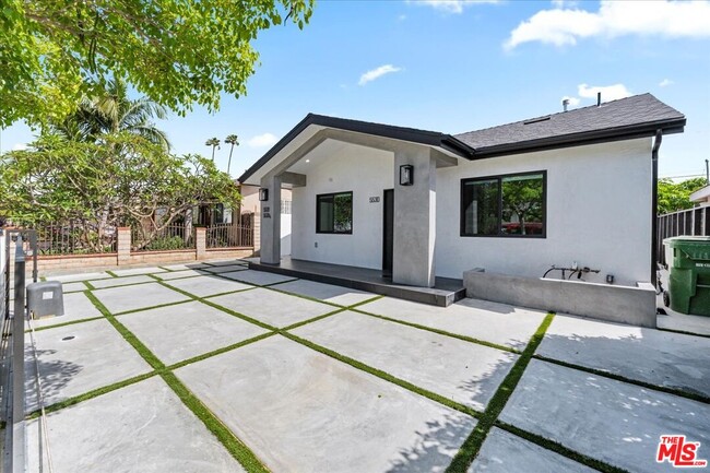 Photo - 5530 Geer Ave