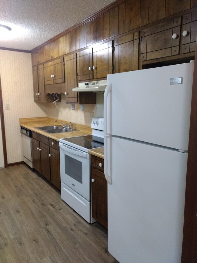 Photo - 2480 Andrew Dr NW Unit A