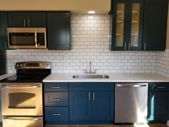 Photo - 2117 SE Hawthorne Blvd Unit 2117 B