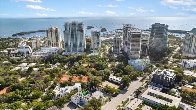 Photo - 3101 SW 27th Ave Unit 204