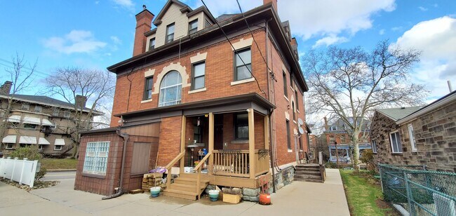 Photo - 304 S Graham St Unidad Paliotta Properties