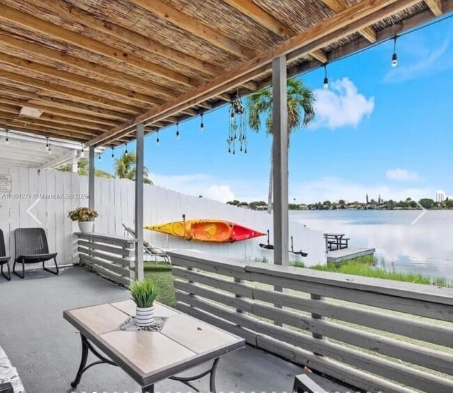 Photo - 2421 SW 58th Manor