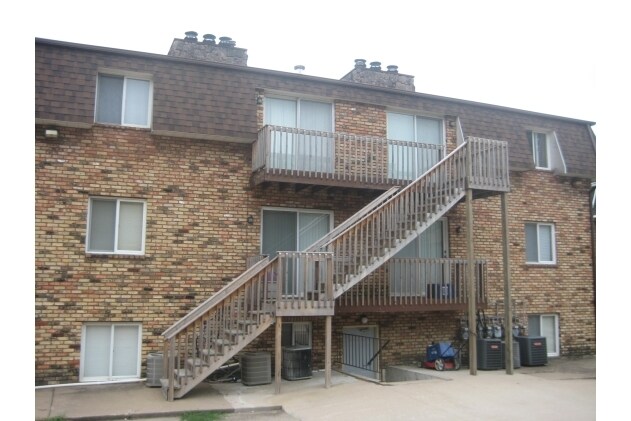 Photo - 2510 50th St