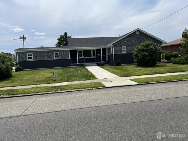 Photo - 197 Carteret Ave House