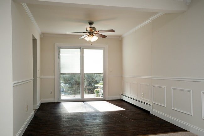 Briarwood House Apartments