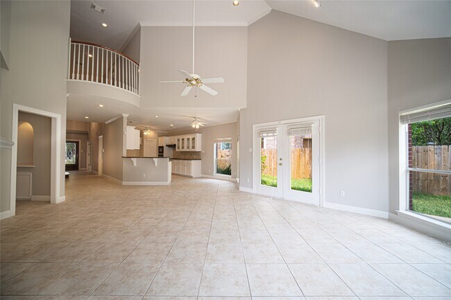 Photo - 4423 Lakeshore Forest Dr