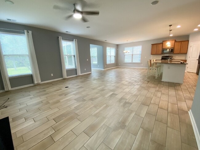 Photo - Spacious Home on a Corner Lot in Heritage New Riverside!