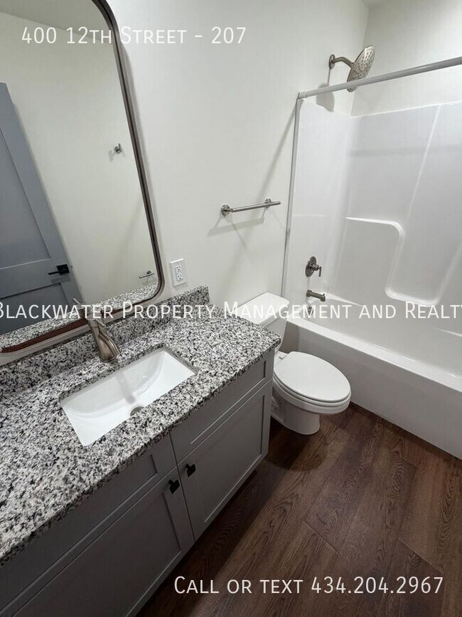 Photo - 400 12th St Unidad 207