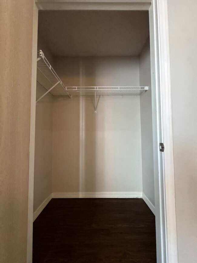 Addison Place Apartments