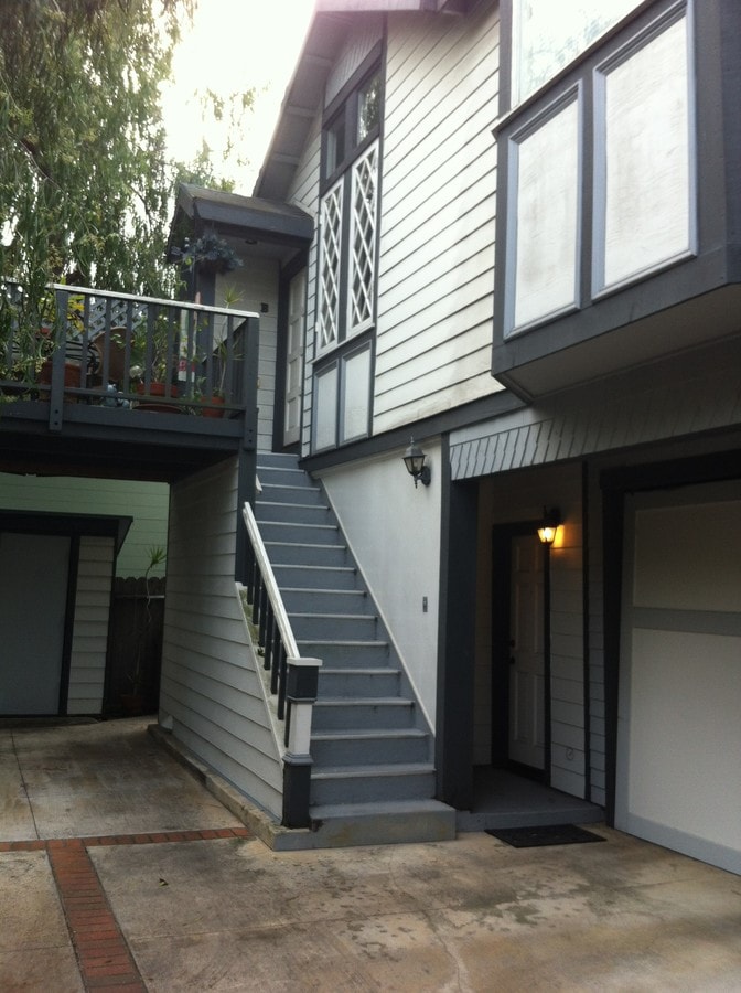 Photo - 169 Merrill Pl Unidad C