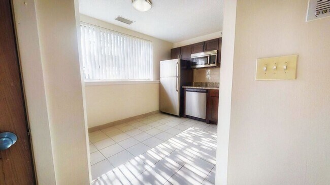 144 North Beacon St Unit A1d