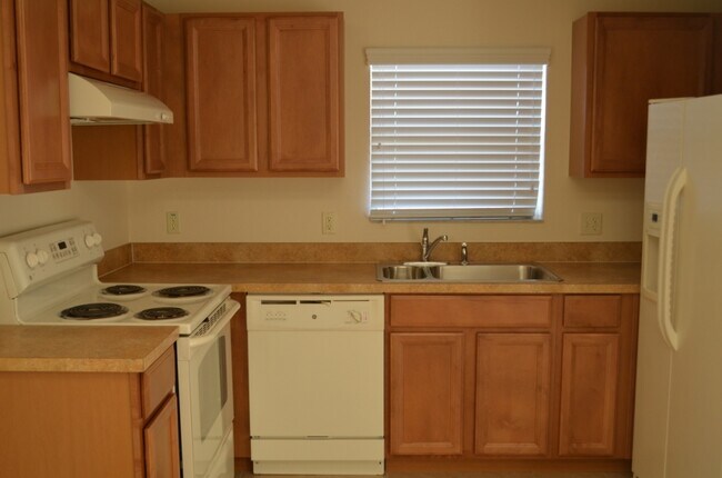 1555 Reflection Cove