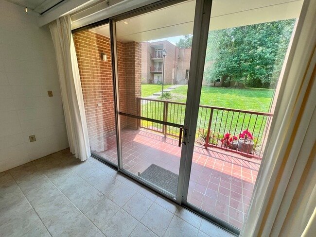 Photo - Blacksburg, 2BR / 1 BA, Available