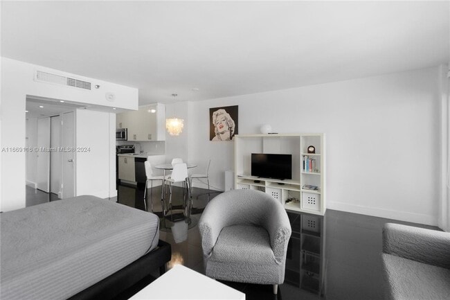 Photo - 100 Lincoln Rd Unit 1418