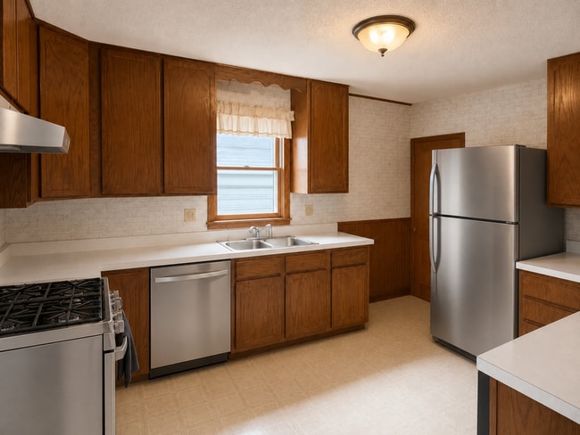 3202 Lincoln Way