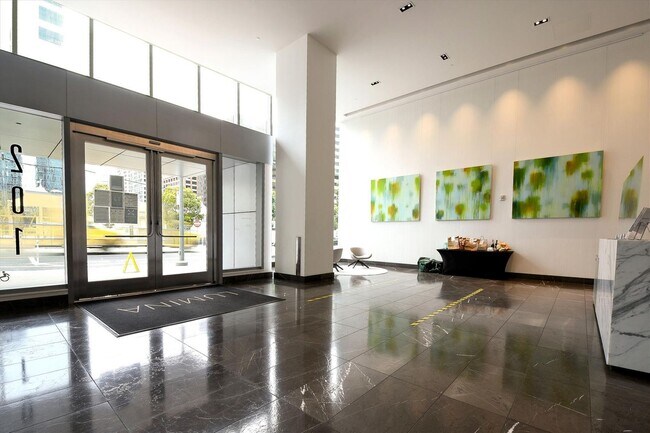 Photo - Epic REA - LUMINA Spacious & Bright - famo... Unit 22C