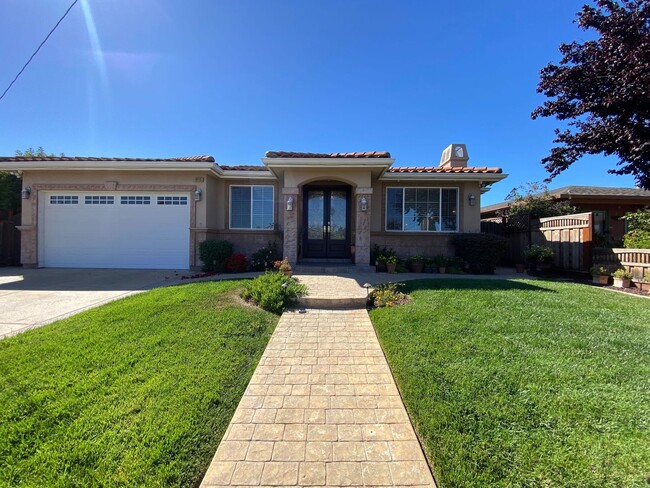 Gorgeous, Luxury and Furnished 3 bed 3 bat... - Gorgeous, Luxury and Furnished 3 bed 3 bat... House
