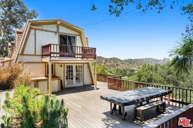 Building Photo - 22013 Alta Dr
