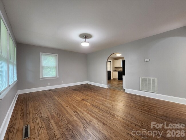 Photo - 330 W Church St