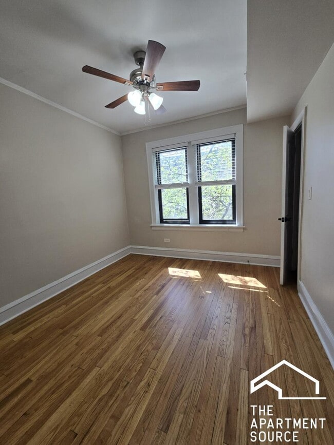 Photo - 716 Reba Pl Unit 3S