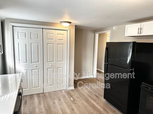 Photo - 606 Carver Dr