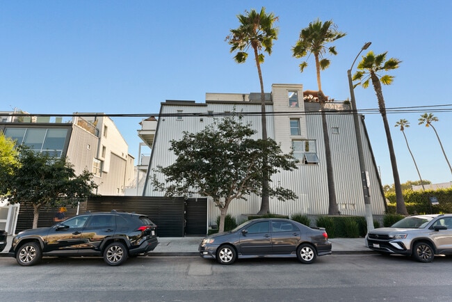 Building Photo - 615 Hampton Dr Unit A107 Rental