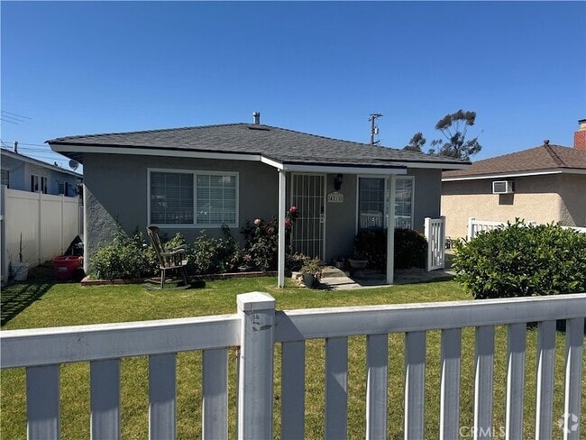 Building Photo - 4213 166th St Rental