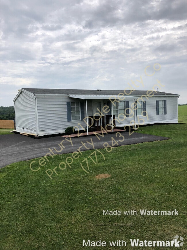 Building Photo - 3 BR 2 Bath home in Red Lion School District