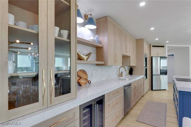 Photo - 2728 Tiburon Blvd E Unidad 302