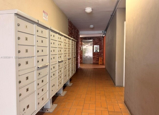 Photo - 1850 NE 169th St Unit 302