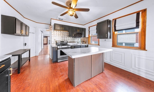410 Franklin Ave Unit 2