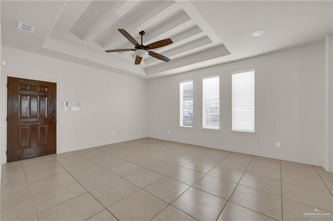 Photo - 15 Sabercat Ave Unit 3