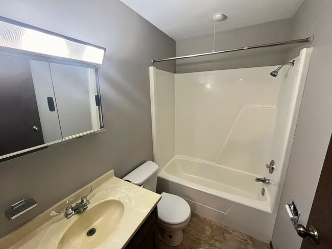 Photo - York Villa Apartments