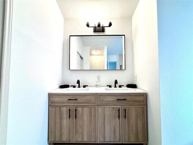 Photo - 208 Gila Cliff Dr