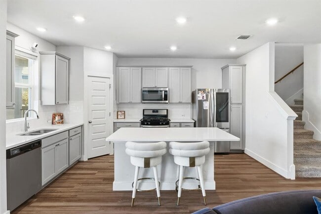 Photo - 7416 Travertine Spring Dr