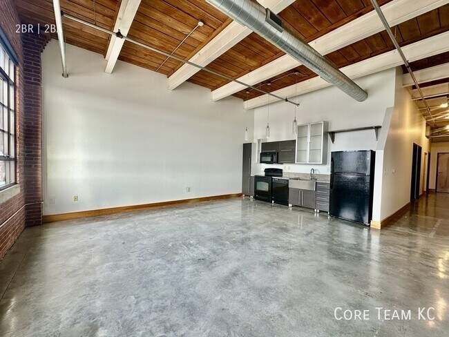382 W 22nd St Unit 810