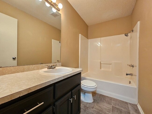 Photo - 1507 Nina Dr