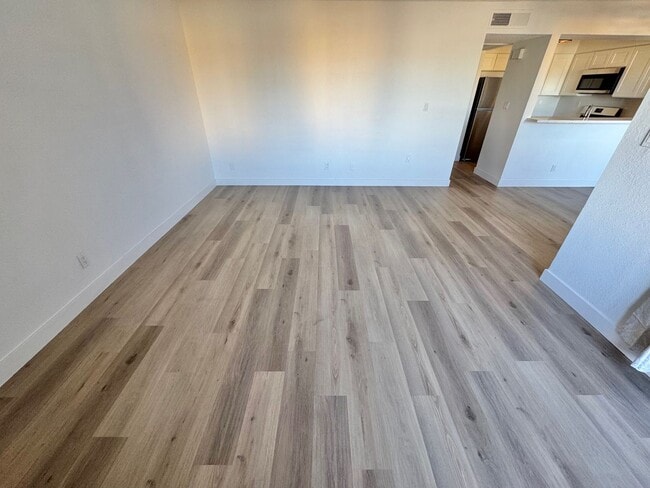 Photo - BRIGHT 2-BEDROOM CONDO NEAR STRIP & UNLV W/ PRIVATE BALCONY