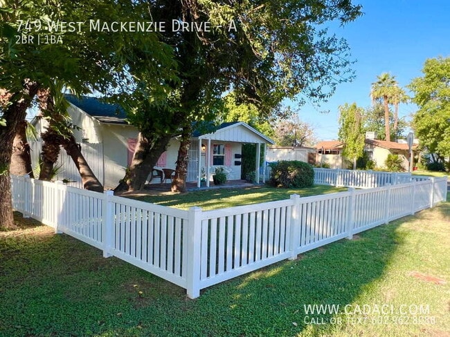 Photo - 749 W MacKenzie Dr