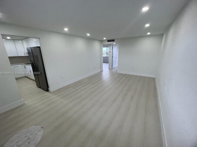 Building Photo - 6575 W 4th Ave Unit 510