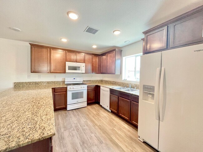 Photo - 3 bedroom home in Lemmon