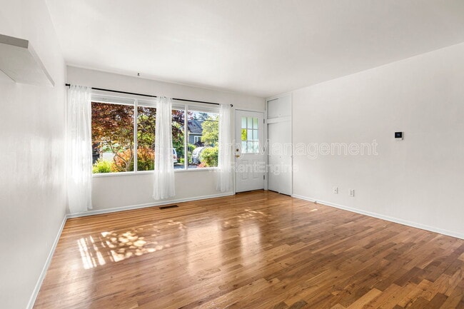 Photo - 7676 N Mississippi Ave
