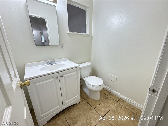 Photo - 210 S Mallard St